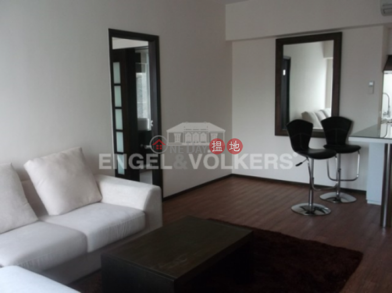 2 Bedroom Flat for Sale in Central Mid Levels | Woodlands Terrace 嘉倫軒 Sales Listings