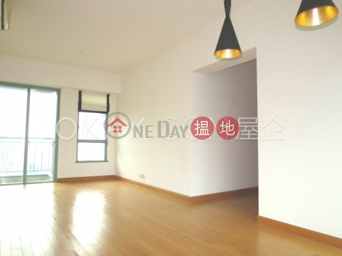 Lovely 3 bedroom on high floor with balcony | Rental | 2 Park Road 柏道2號 _0