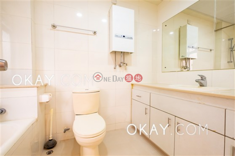 HK$ 62,000/ month | Woodland Garden, Central District | Luxurious 3 bedroom with balcony & parking | Rental