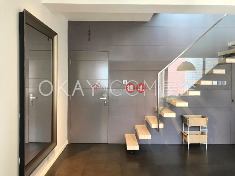 Stylish 2 bedroom on high floor with terrace | For Sale 20-22 Bonham Road | Western District Hong Kong Sales | HK$ 16.8M