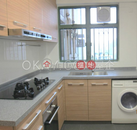 Charming 3 bedroom on high floor with sea views | Rental | Robinson Place 雍景臺 _0