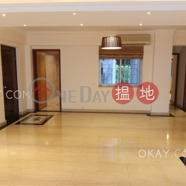 Efficient 3 bedroom with parking | Rental | Alpine Court 嘉賢大廈 _0