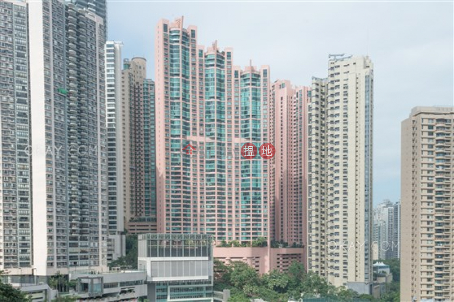 HK$ 89,000/ month | Dynasty Court, Central District, Lovely 3 bedroom with balcony & parking | Rental