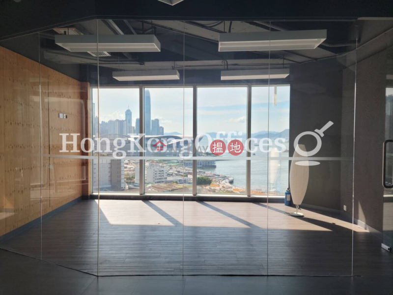 HK$ 158,202/ month Sino Plaza Wan Chai District | Office Unit for Rent at Sino Plaza