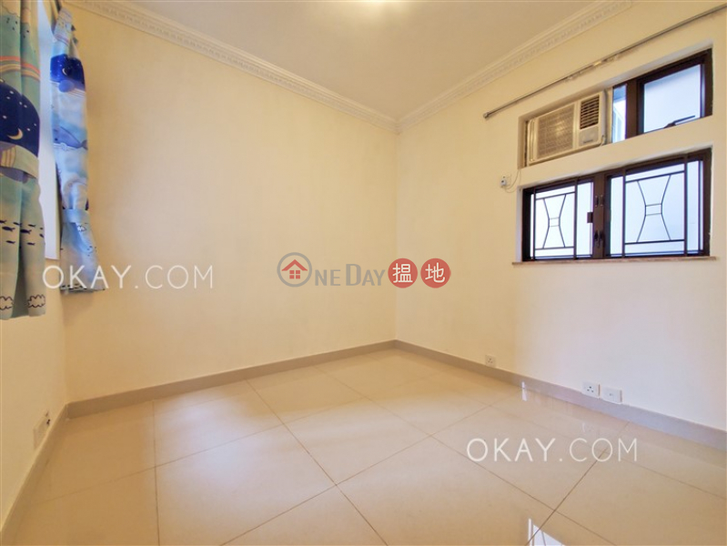 HK$ 25,000/ month | Good View Court Western District, Popular 2 bedroom in Mid-levels West | Rental
