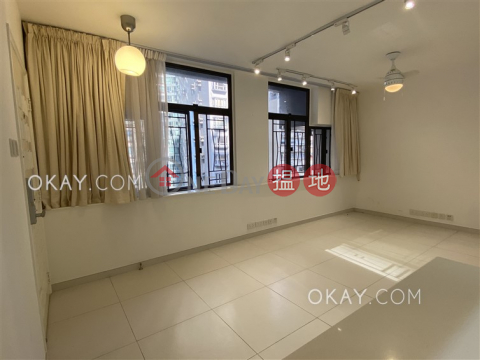 Luxurious 1 bedroom in Mid-levels West | Rental | Robinson Crest 賓士花園 _0