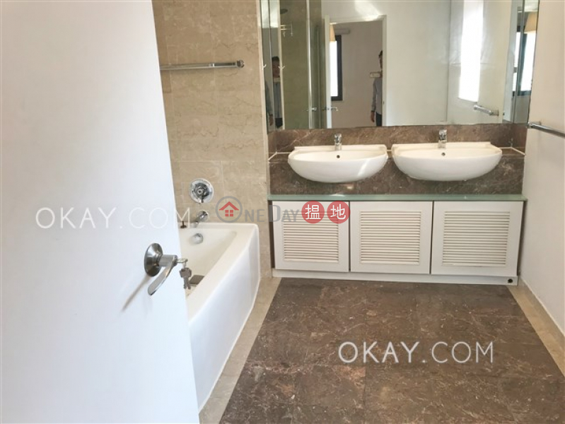 Property Search Hong Kong | OneDay | Residential Rental Listings Exquisite 3 bed on high floor with balcony & parking | Rental