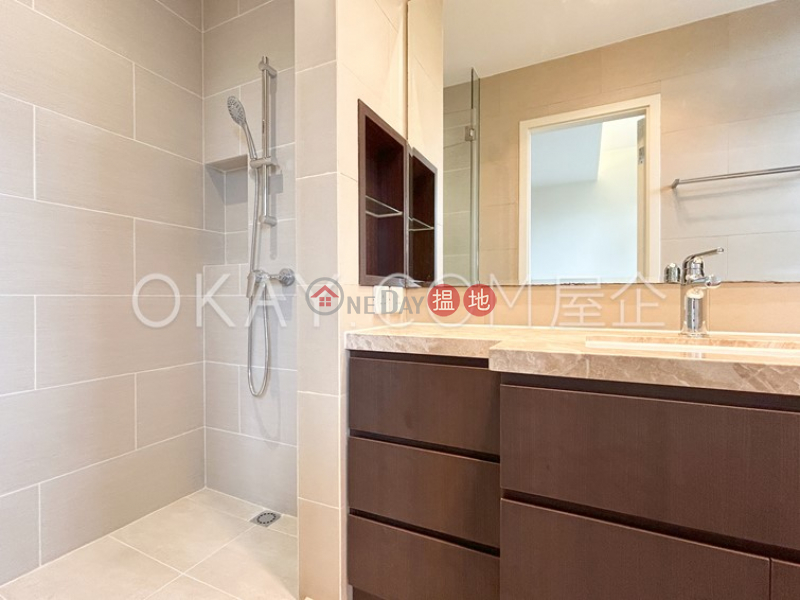 HK$ 62,000/ month Best View Court, Central District Lovely 2 bedroom on high floor with balcony | Rental