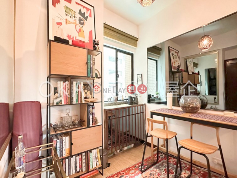 HK$ 12M | Bella Vista | Western District, Unique 2 bedroom with terrace | For Sale
