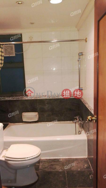 Parkside Villa Block 6 | 3 bedroom Low Floor Flat for Sale, 23 Town Park Road South | Yuen Long, Hong Kong | Sales HK$ 8M