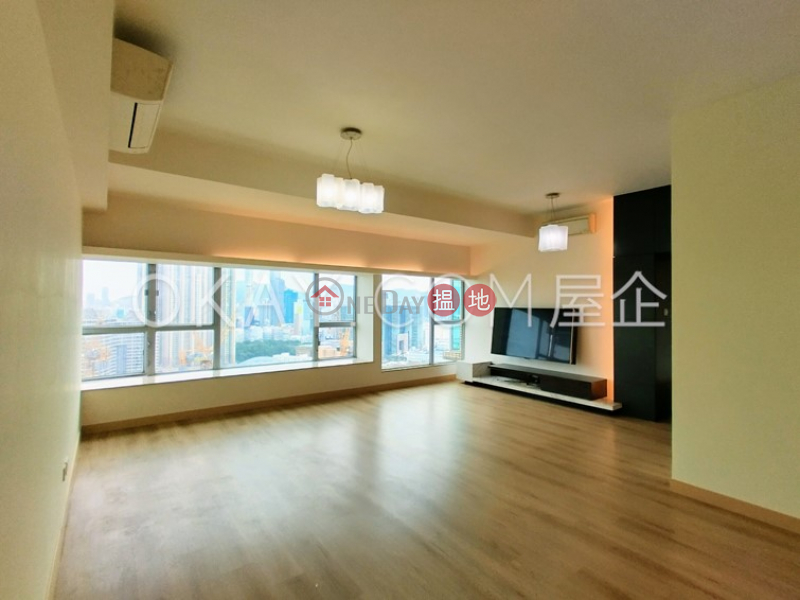 HK$ 60,000/ month | The Waterfront Phase 2 Tower 6 | Yau Tsim Mong | Beautiful 3 bedroom on high floor | Rental