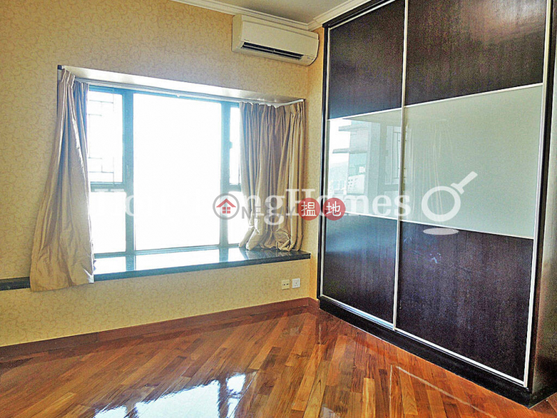HK$ 35M | 80 Robinson Road Western District 3 Bedroom Family Unit at 80 Robinson Road | For Sale