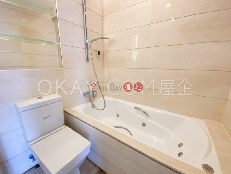 HK$ 7,200萬寶雅山西區4房4廁,極高層,星級會所,連租約發售《寶雅山出售單位》