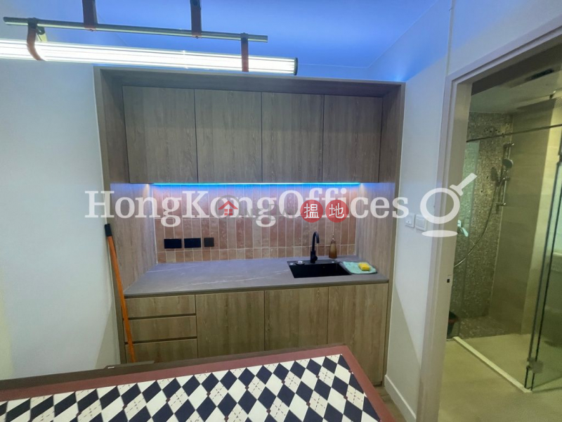 Office Unit for Rent at World Wide Commercial Building | World Wide Commercial Building 世界商業大廈 Rental Listings