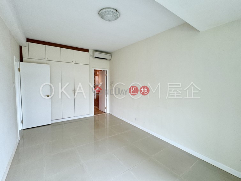 Discovery Bay, Phase 9 La Serene, Block 2 | Low | Residential Sales Listings HK$ 12M