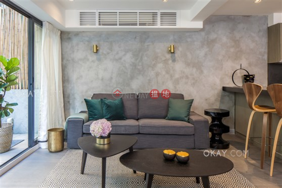 Tasteful 2 bedroom with terrace | For Sale | 48-78 High Street | Western District Hong Kong, Sales HK$ 25M