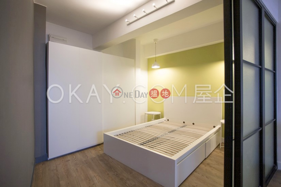 New Central Mansion, Low Residential | Rental Listings HK$ 32,000/ month