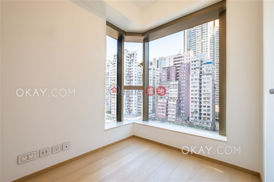 Luxurious 3 bedroom with balcony | Rental | Harbour Glory Tower 3 維港頌3座 Rental Listings