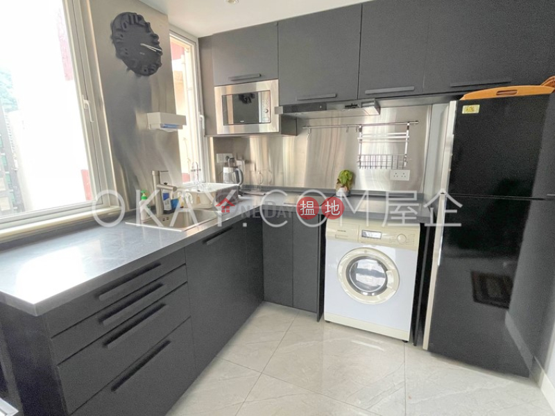 HK$ 8.38M Hay Wah Building BlockA, Wan Chai District Charming 1 bedroom on high floor with rooftop | For Sale