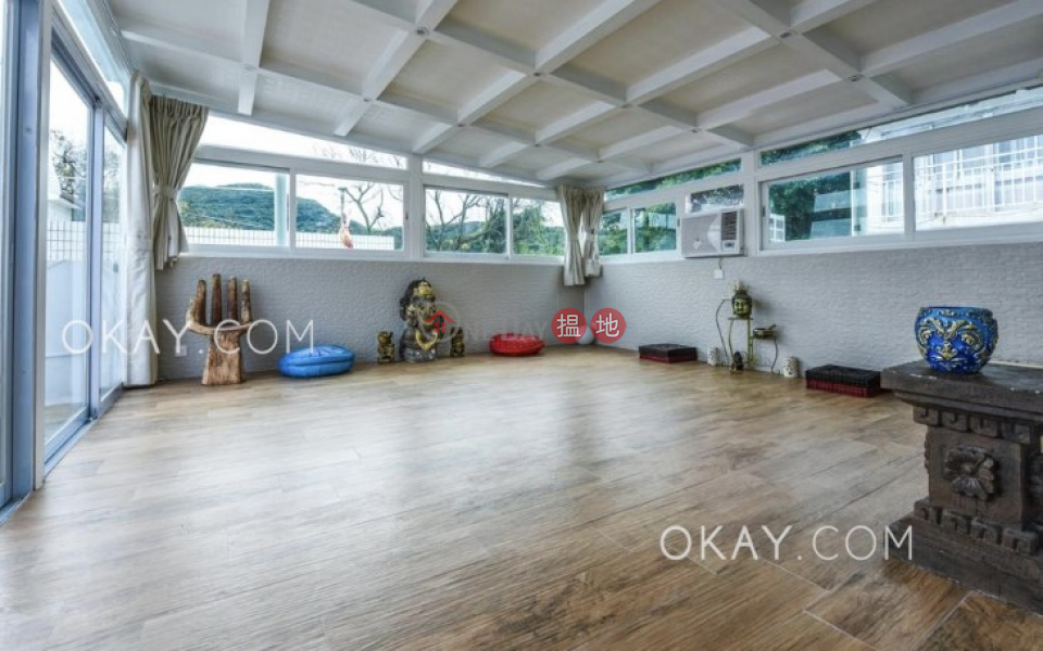 Property Search Hong Kong | OneDay | Residential, Sales Listings Intimate house on high floor with rooftop & balcony | For Sale
