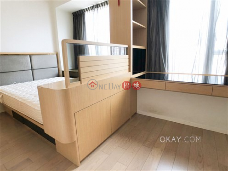 Intimate 1 bedroom on high floor with balcony | Rental | Island Crest Tower 2 縉城峰2座 Rental Listings