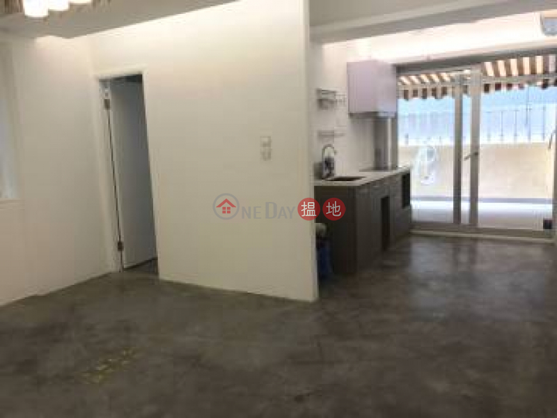 2Br Special unit with 200ft terrace, Ming Hing Building 明興大樓 Sales Listings | Wan Chai District (95508-0682170717)