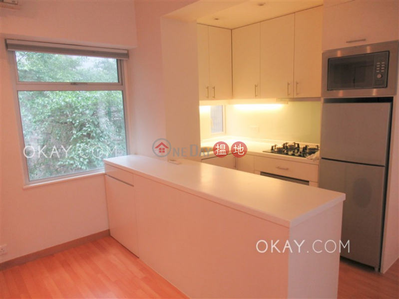 Tasteful 2 bedroom in Mid-levels West | Rental | 126 Caine Road | Western District, Hong Kong Rental | HK$ 29,000/ month