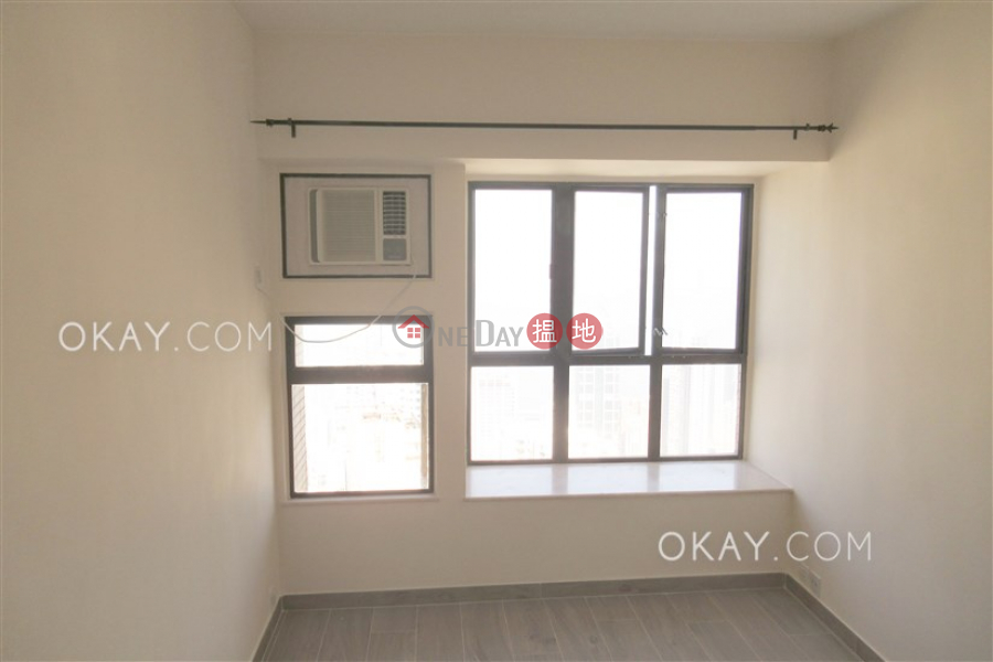HK$ 65,000/ month, Scenic Garden | Western District Beautiful 3 bed on high floor with balcony & parking | Rental