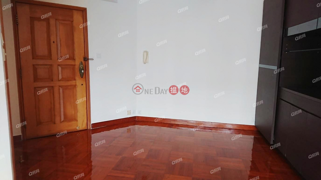 Property Search Hong Kong | OneDay | Residential, Rental Listings | Parkvale Ling Pak Mansion | 3 bedroom Mid Floor Flat for Rent