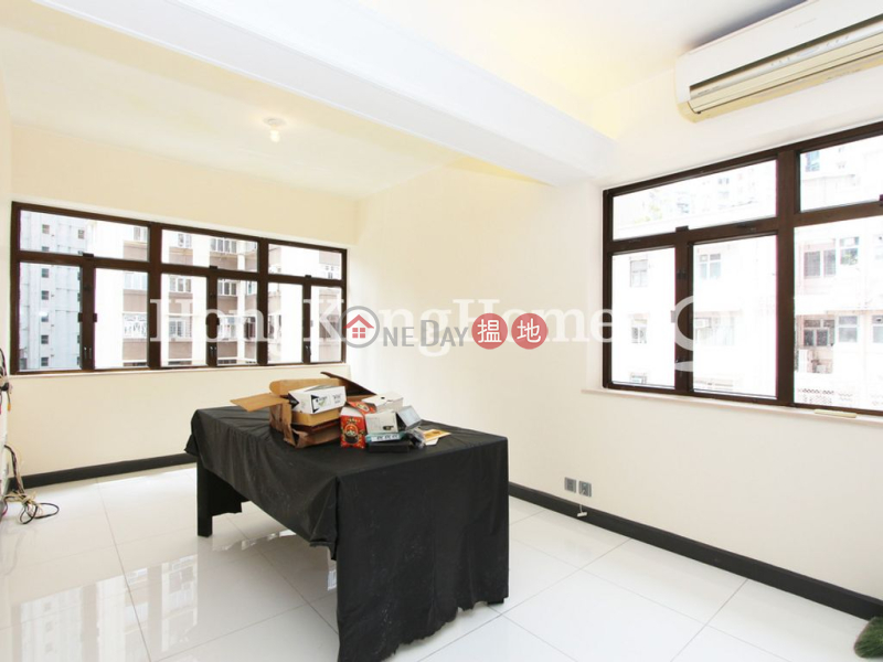 3 Bedroom Family Unit for Rent at Kam Kin Mansion | Kam Kin Mansion 金堅大廈 Rental Listings