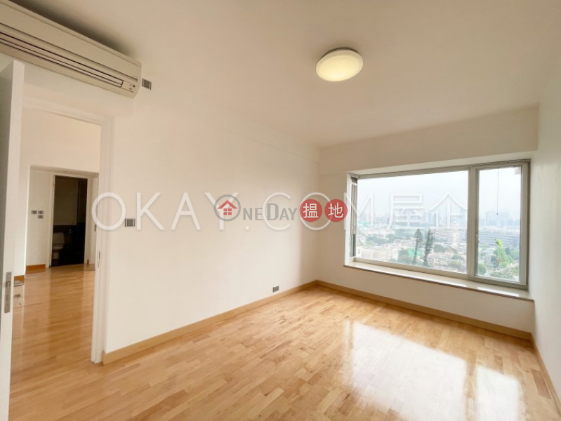 HK$ 33M, ONE BEACON HILL PHASE2, Kowloon City Exquisite 2 bedroom with balcony & parking | For Sale