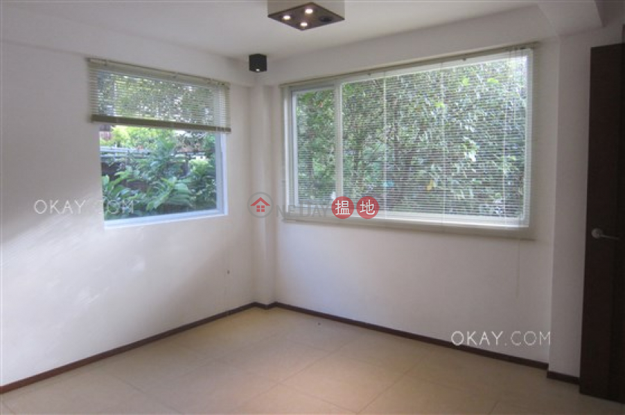 Unique house with sea views, rooftop & balcony | For Sale | Tai Hang Hau Village 大坑口村 Sales Listings