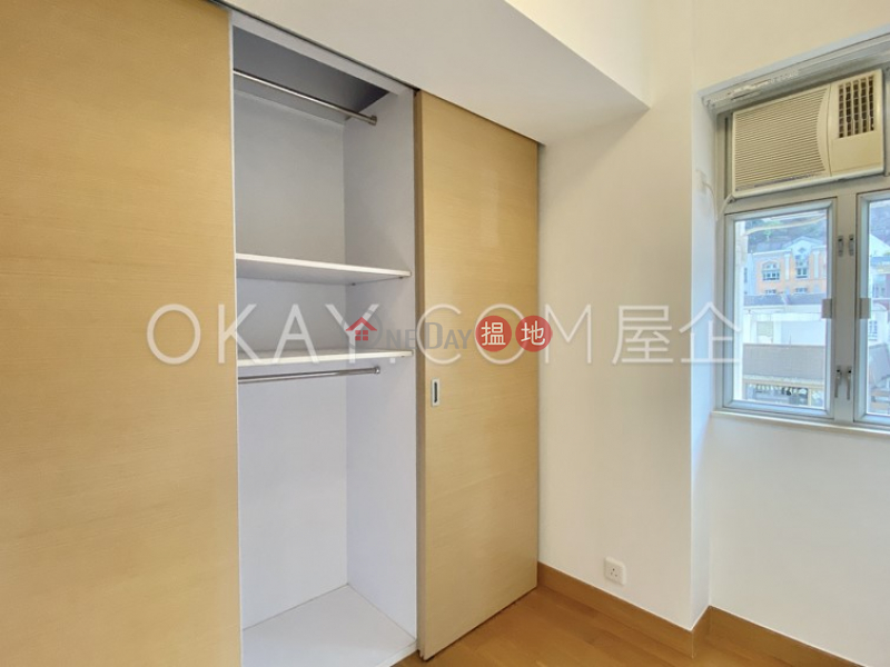 Charming 2 bedroom with balcony | Rental, Village Tower 山村大廈 Rental Listings | Wan Chai District (OKAY-R118735)
