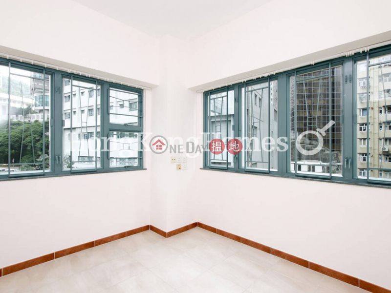 Property Search Hong Kong | OneDay | Residential, Rental Listings, 3 Bedroom Family Unit for Rent at Golden Castle Mansion