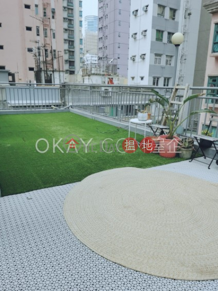 Property Search Hong Kong | OneDay | Residential Sales Listings, Generous 2 bedroom on high floor with rooftop | For Sale