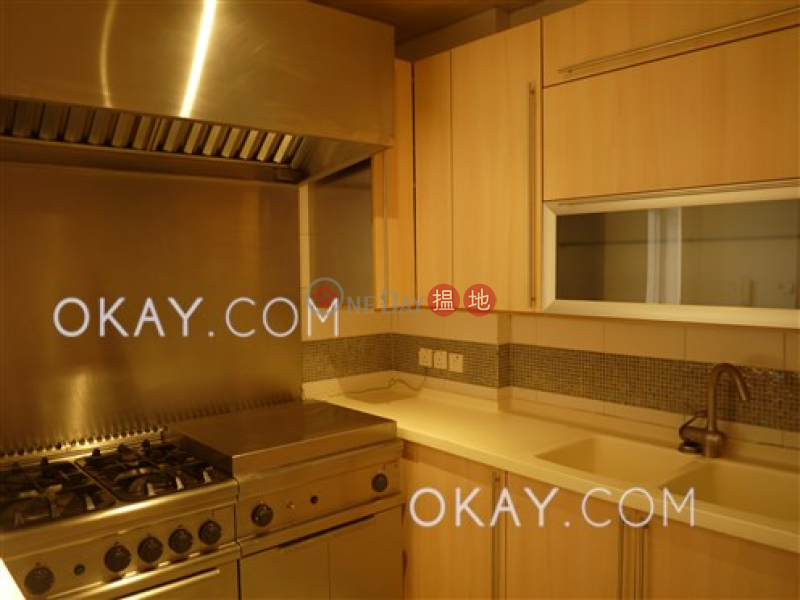 Property Search Hong Kong | OneDay | Residential | Rental Listings | Luxurious 3 bedroom in The Peak | Rental