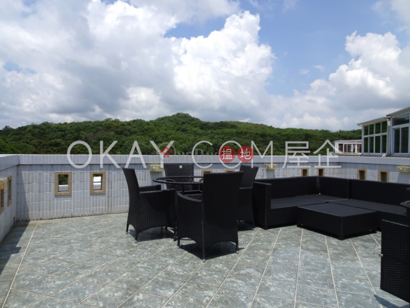 Exquisite house with rooftop, terrace & balcony | Rental | Mang Kung Uk Village 孟公屋村 Rental Listings