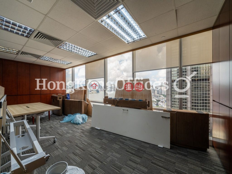 會展中心-中層-寫字樓/工商樓盤出租樓盤HK$ 170,200/ 月