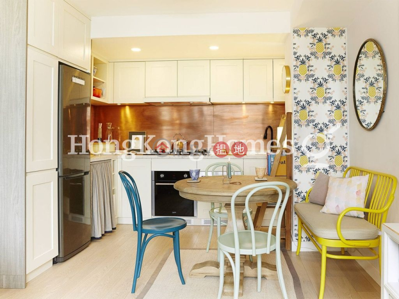 2 Bedroom Unit at Brilliant Court | For Sale | 28 Kennedy Town Praya | Western District Hong Kong | Sales HK$ 9.2M