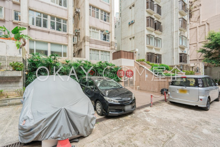 HK$ 8M | Woodland Court Western District | Unique 2 bedroom in Mid-levels West | For Sale
