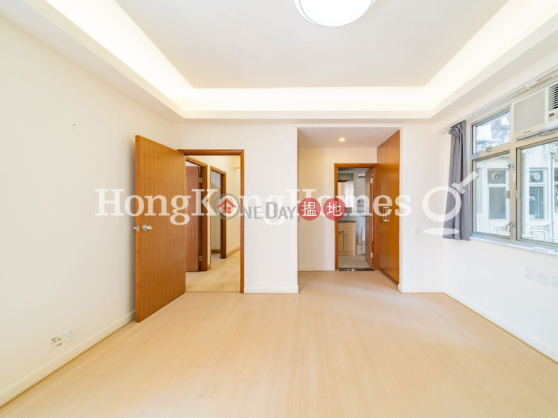 HK$ 24M | Fine Mansion Wan Chai District | 3 Bedroom Family Unit at Fine Mansion | For Sale