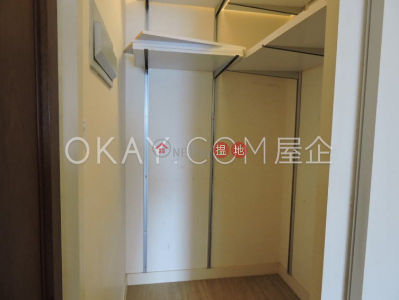 HK$ 54,000/ 月-寶威閣-西區3房2廁,實用率高,連車位寶威閣出租單位
