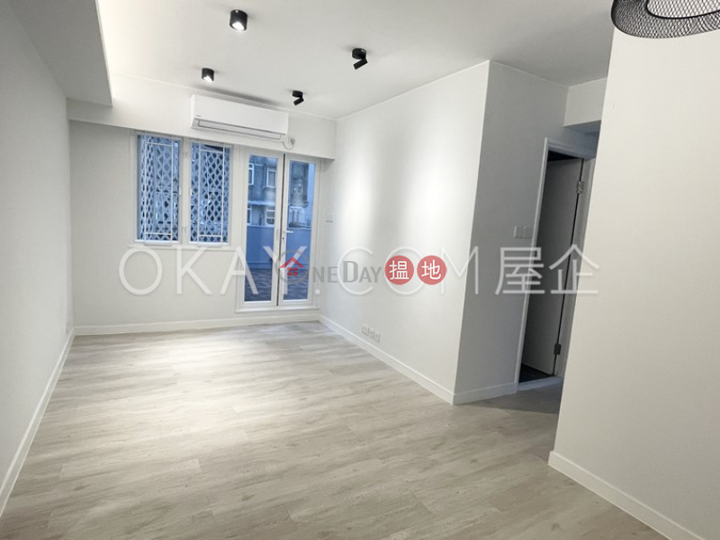 2房1廁,實用率高海暉大廈出租單位|海暉大廈(Oceanic Building)出租樓盤 (OKAY-R243766)