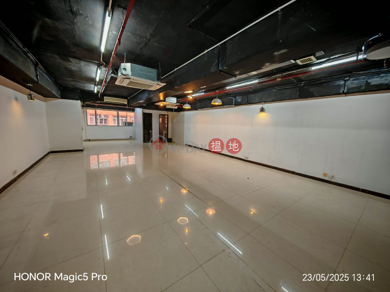 24 工作室19-21成業街 | 觀塘區香港|出租HK$ 19,800/ 月