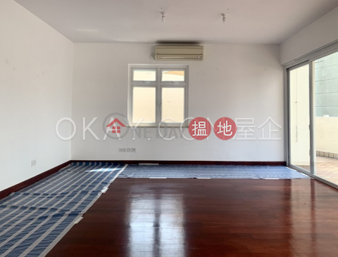 Rare 4 bedroom with terrace & parking | Rental | 84 Repulse Bay Road 淺水灣道84號 _0