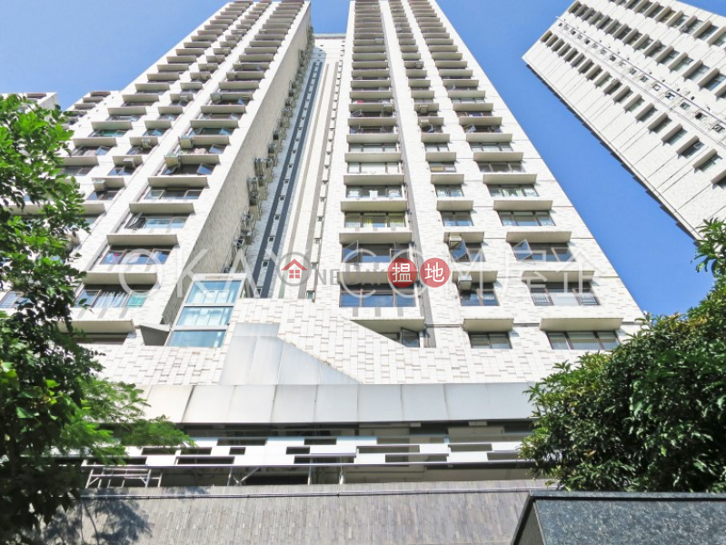 HK$ 26.8M | Villa Lotto | Wan Chai District, Efficient 3 bedroom with parking | For Sale