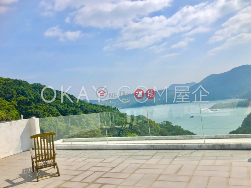 Nicely kept house with sea views, rooftop & terrace | For Sale | Tai Au Mun 大坳門 Sales Listings