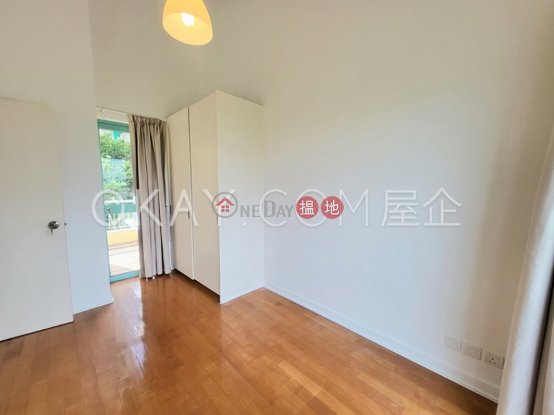 HK$ 19.8M | Discovery Bay, Phase 12 Siena Two, Block 12 Lantau Island Charming 3 bed on high floor with sea views & terrace | For Sale