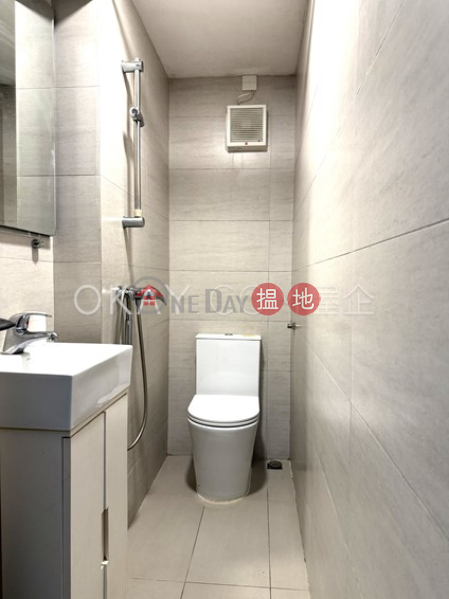 Property Search Hong Kong | OneDay | Residential Rental Listings | Unique house on high floor with rooftop & balcony | Rental