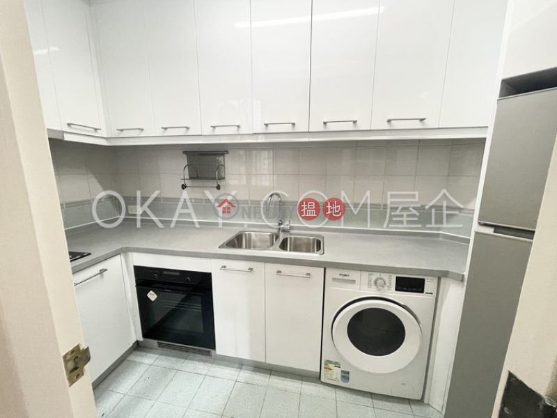Nicely kept 3 bedroom in Mid-levels West | Rental | 2 Seymour Road | Western District Hong Kong | Rental HK$ 33,000/ month